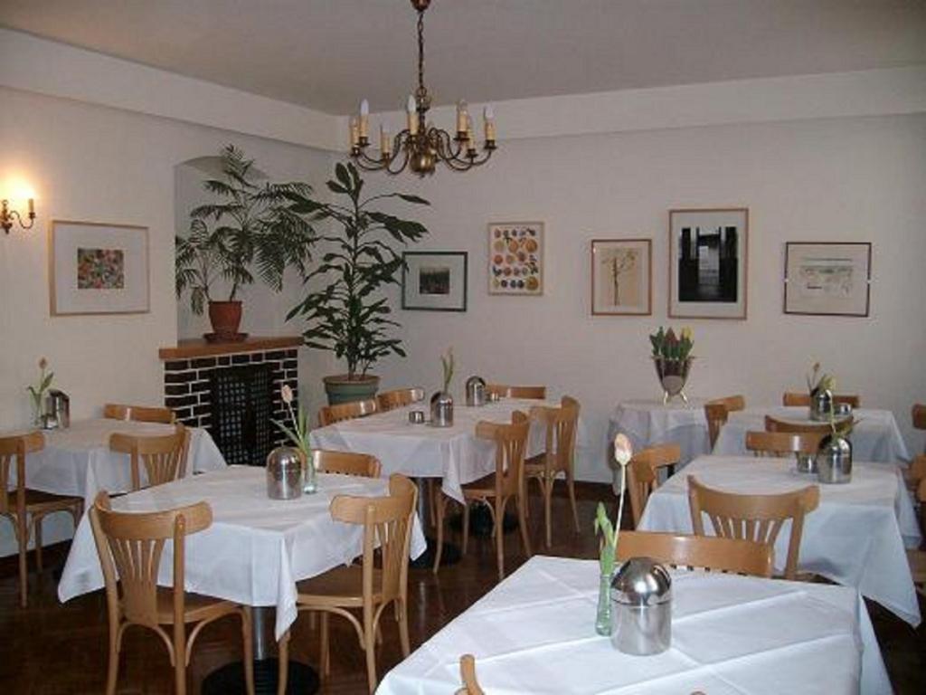 Hotel Wiener Kindl Екстериор снимка